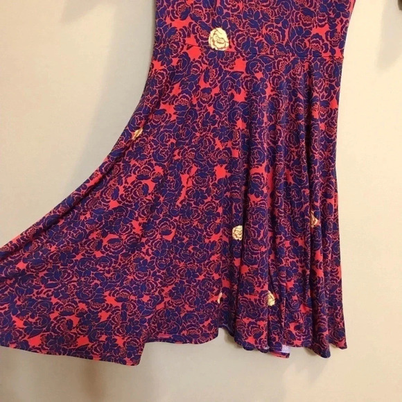 Lularoe S Limited Edition Unicorn Red Blue Yellow Rose Floral Nicole dre… - Picture 3 of 11